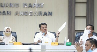 Pansus RPJMD DPRD Makassar Lakukan Pertemuan Ketiga dengan Menghadirkan Tim Ahli dan OPD